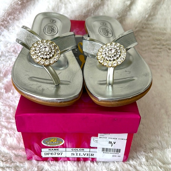 Bolaro silver and rhinestone sandals, brand new, size 7 - Picture 1 of 6